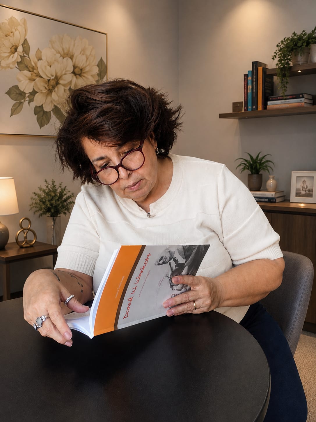 Cristiane de Cássia em seu consultório